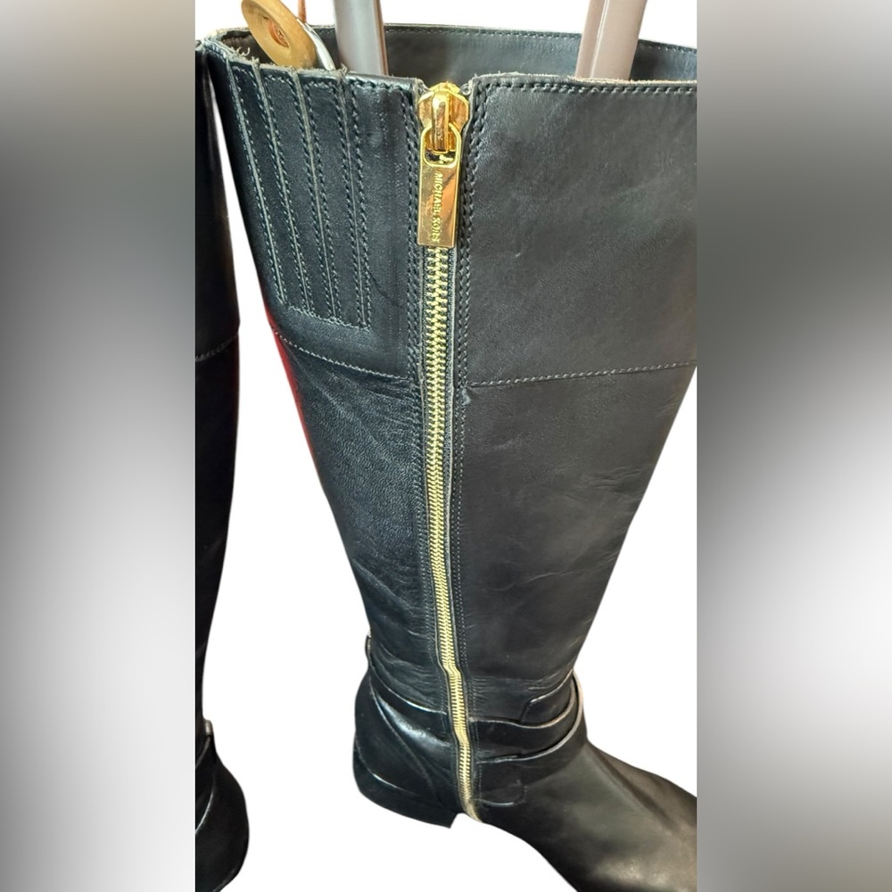 Michael Kors Black Heeled Boots Sleek Leather Design - Picture 6 of 13